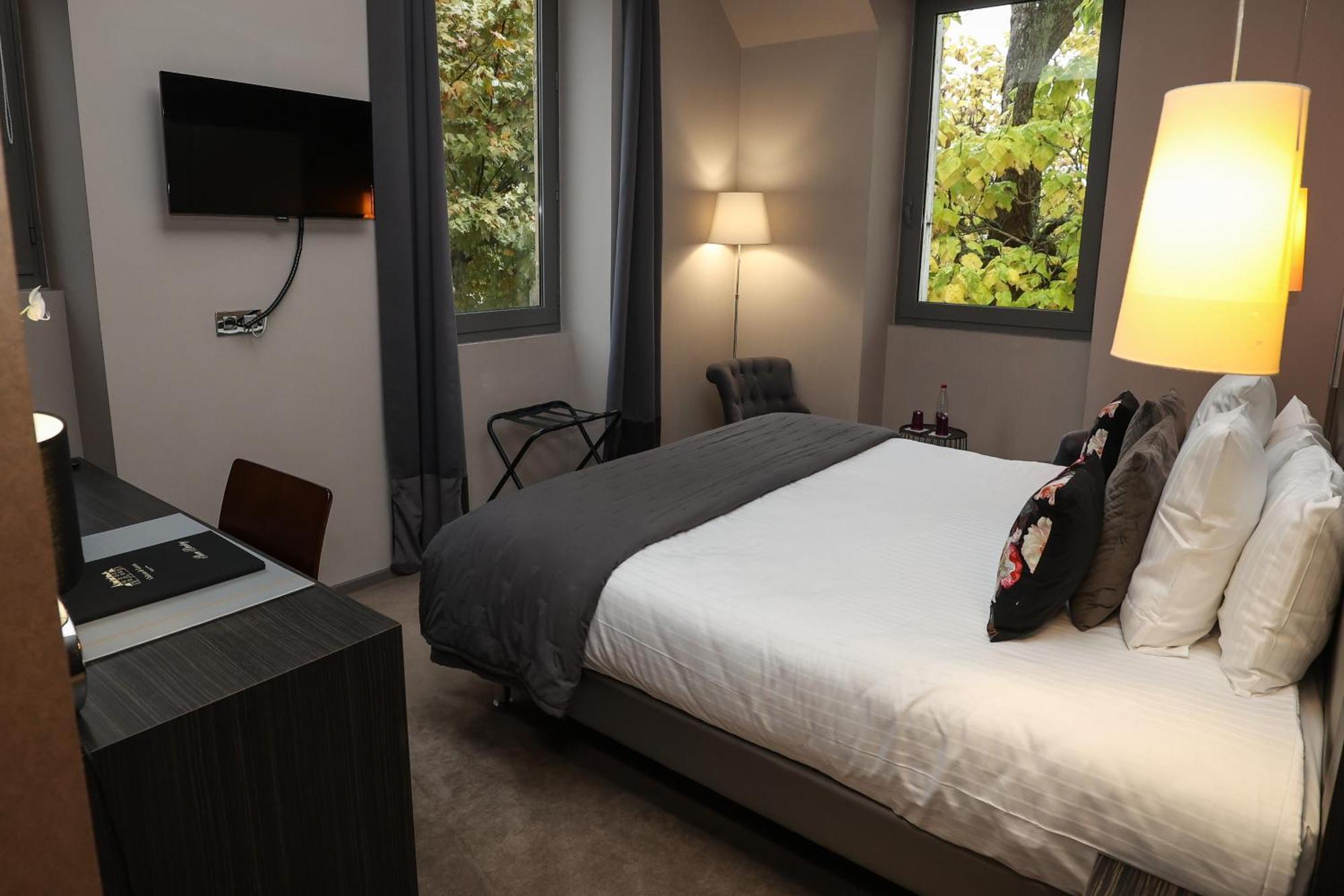 Hotel Chateau De Lacan Brive-la-Gaillarde Ngoại thất bức ảnh