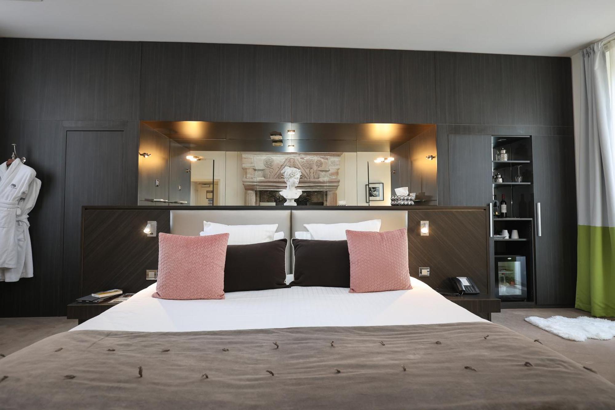 Hotel Chateau De Lacan Brive-la-Gaillarde Ngoại thất bức ảnh