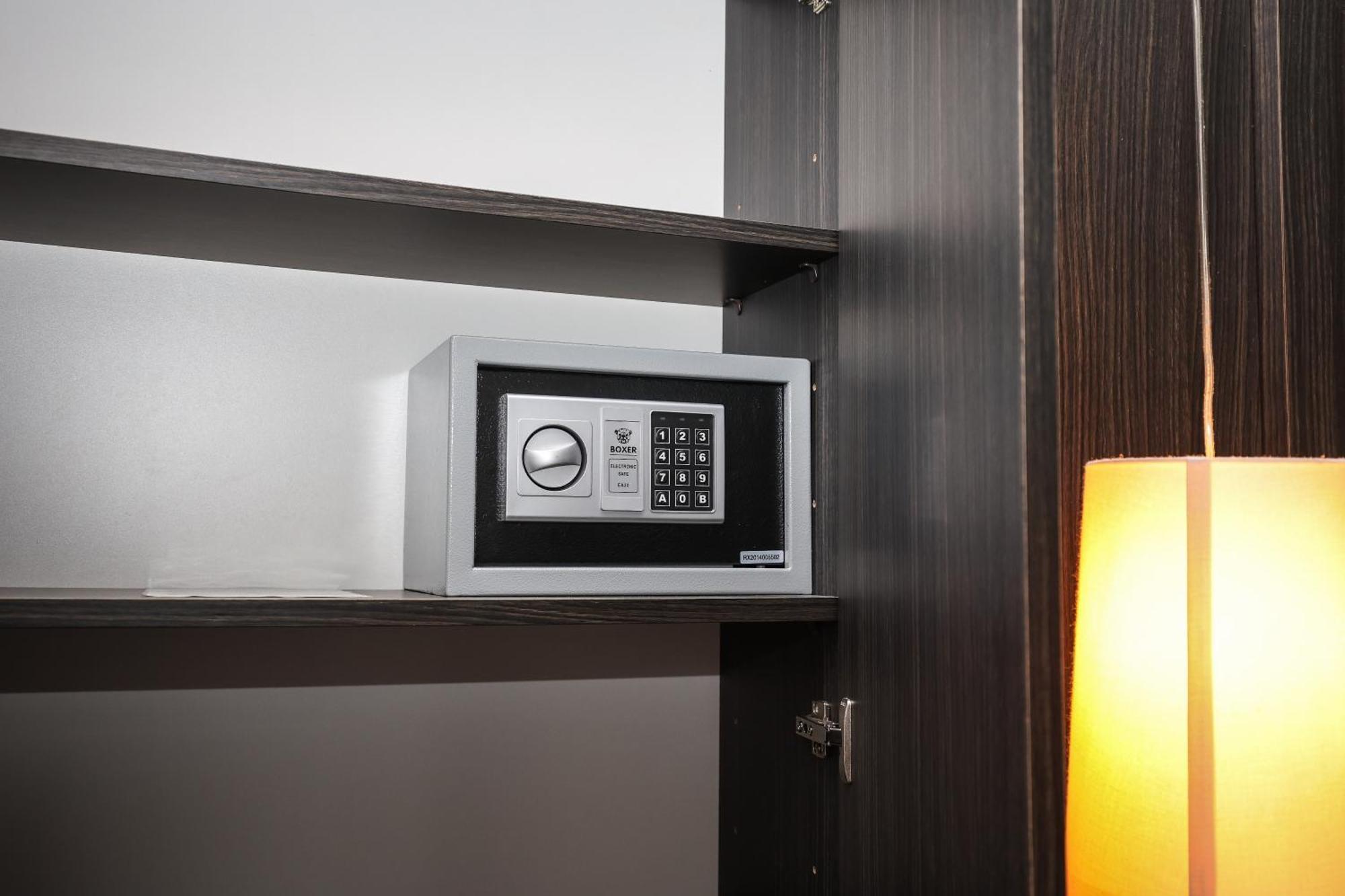 Hotel Chateau De Lacan Brive-la-Gaillarde Ngoại thất bức ảnh